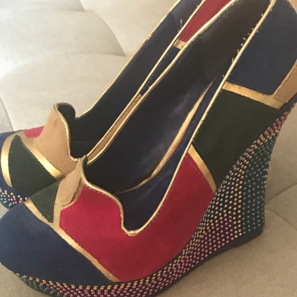 Wedge - Picture 3 of 4